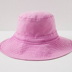RAHI “Lake” hat in lilac crush
